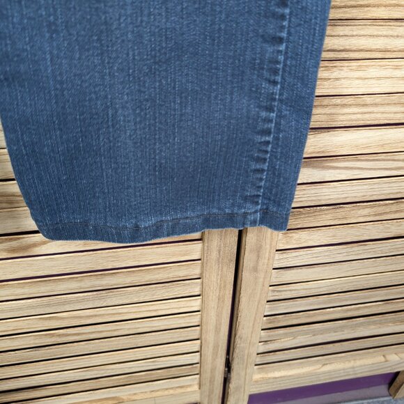 Wrangler Blue Jeans Size 8 LONG - Picture 4 of 12